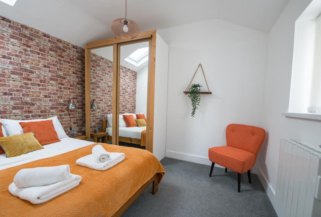 Detached Coach House Near Principality Stadium In Holiday home