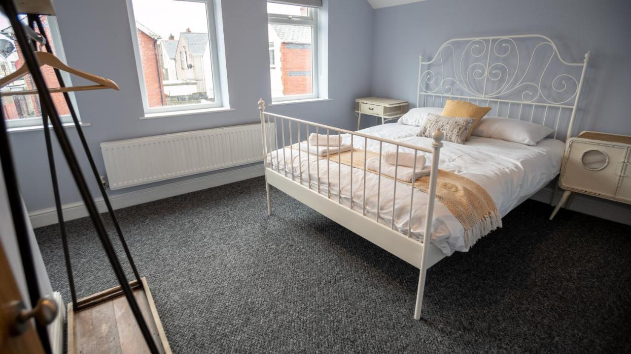 Lovely Coach House With Free Parking Holiday home *