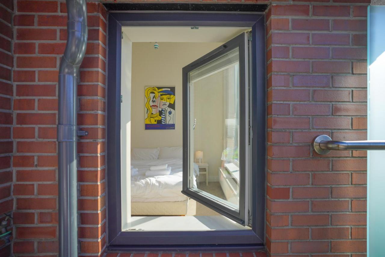Holiday home Royal Stuart Lane - Townhouse By The Bay With Parking