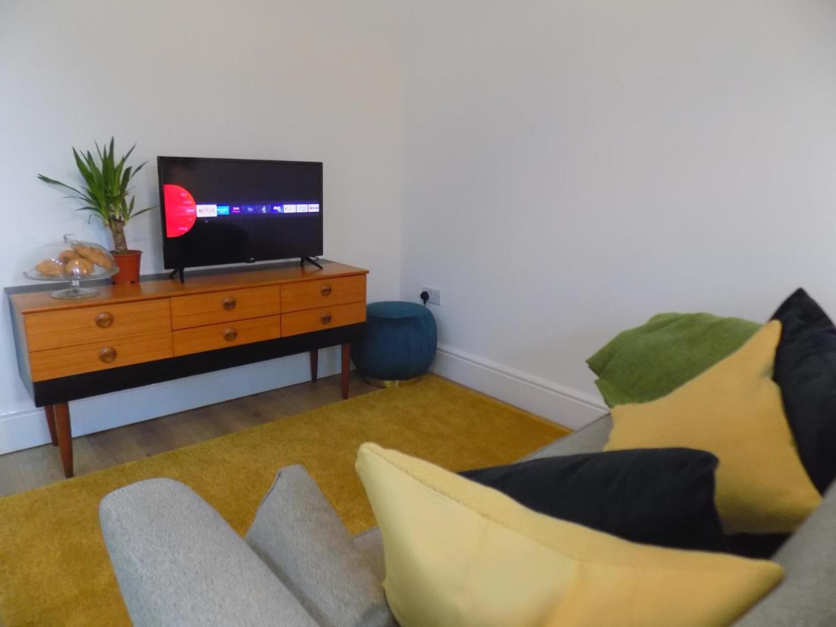 Mimosa 4 * Cardiff