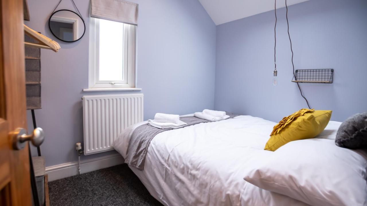 Holiday home Lovely Coach House With Free Parking *