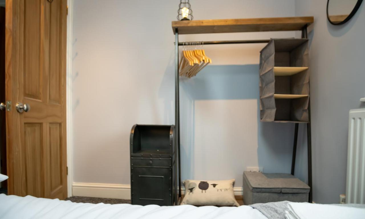 Lovely Coach House With Free Parking Holiday home *
