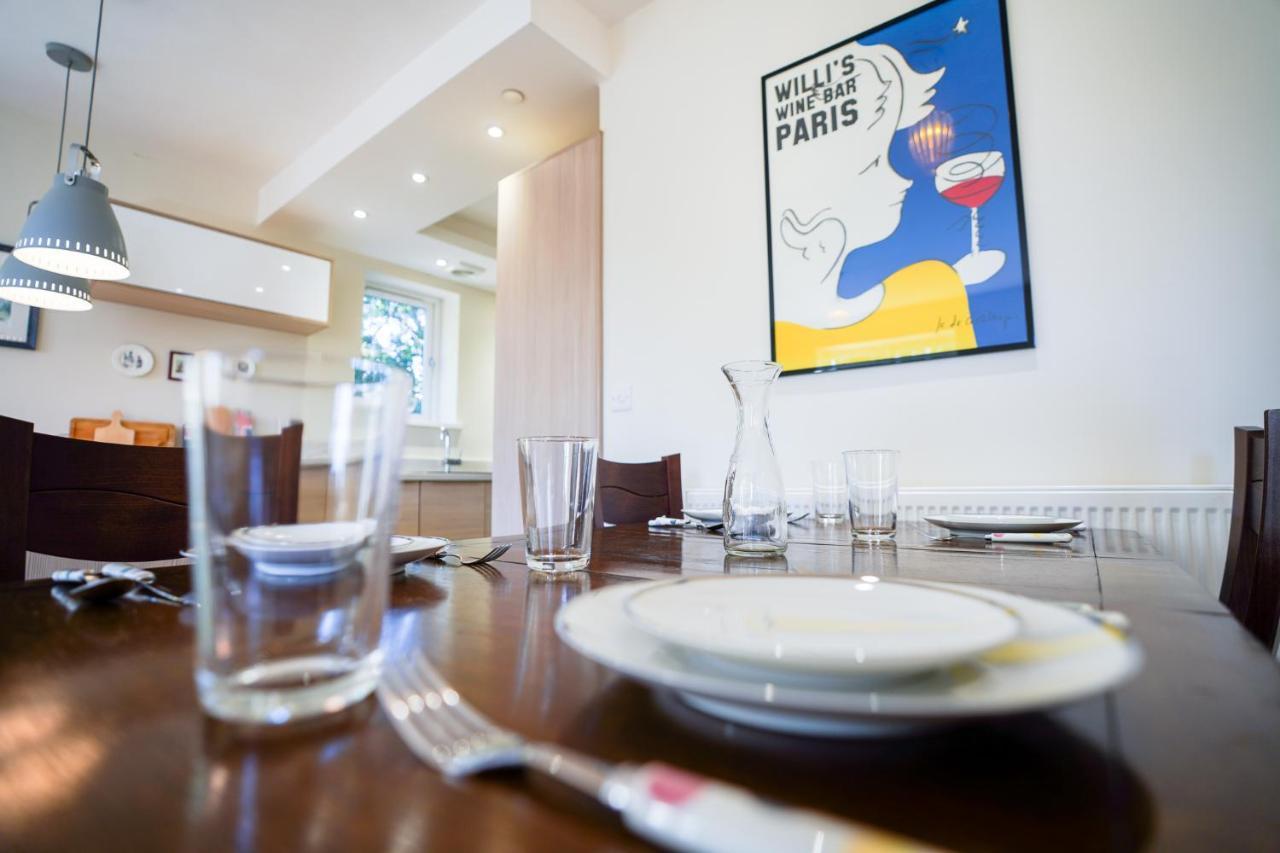 Royal Stuart Lane - Townhouse By The Bay With Parking Holiday home *