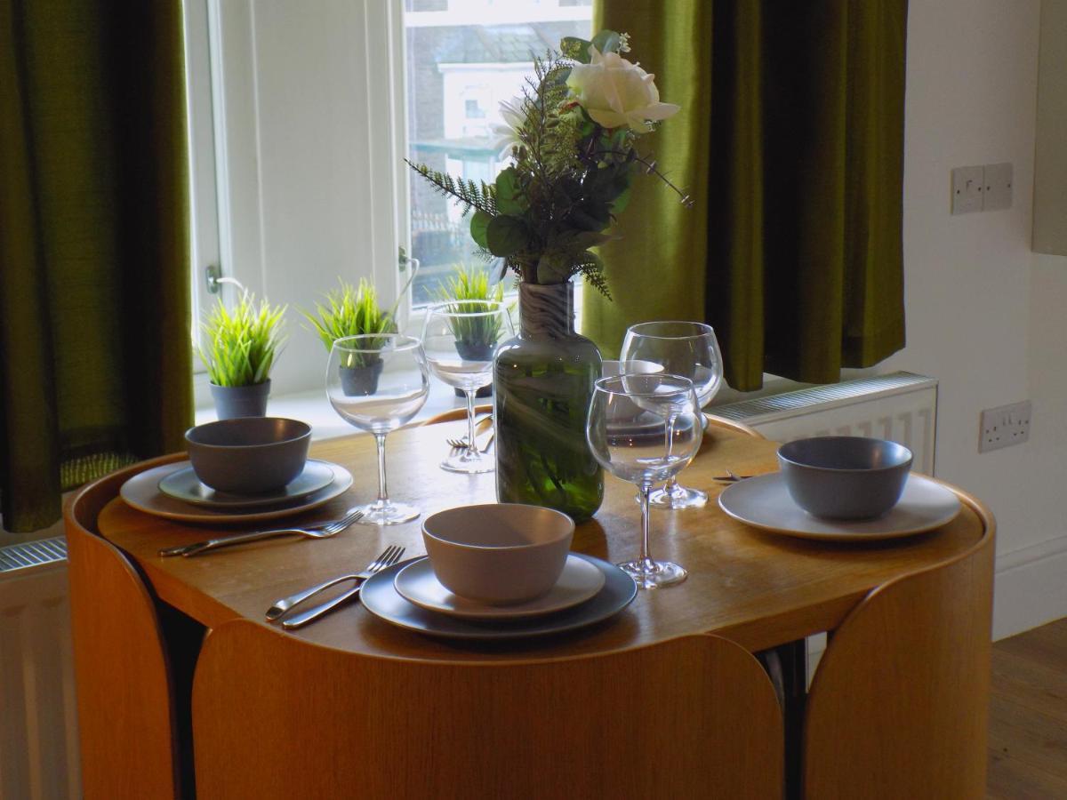 Mimosa 4 * Cardiff