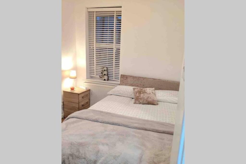 Apartment Cozy Hidden Gem In The Bay 10 Mins Walk From Wmc With Parking Cardiff