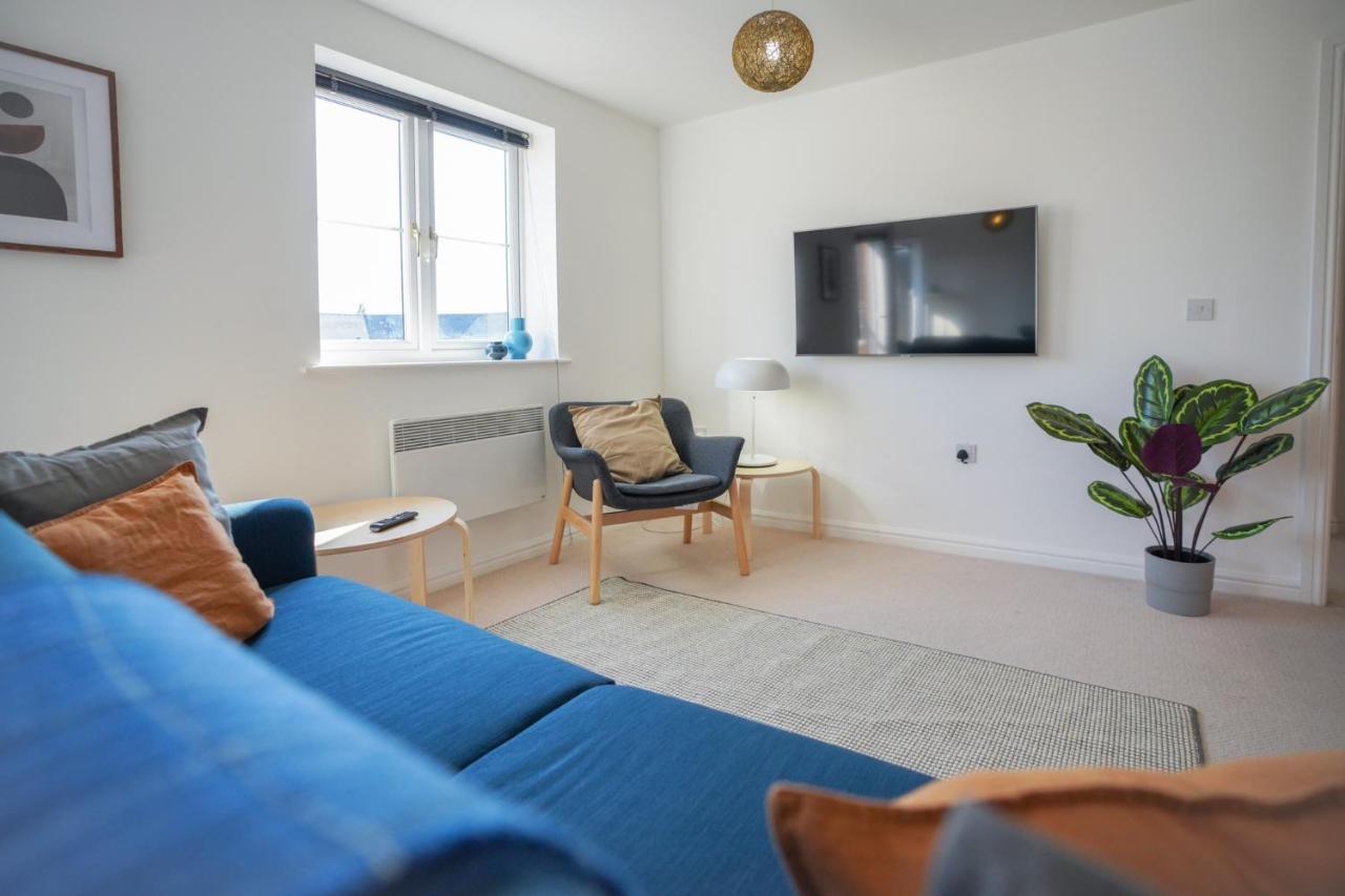 Apartment Stylish With Private Parking Cardiff
