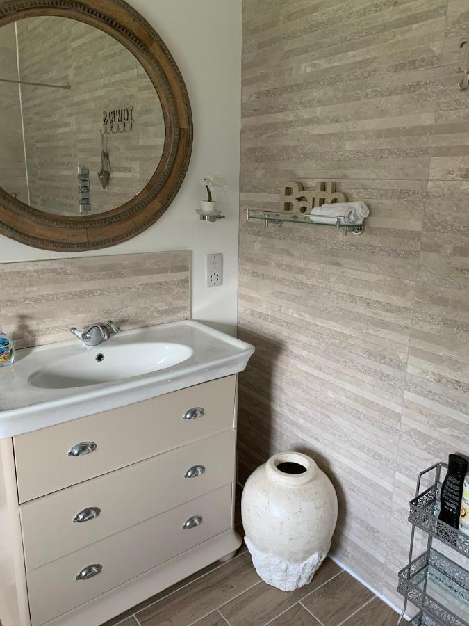 Greystones Apartment *