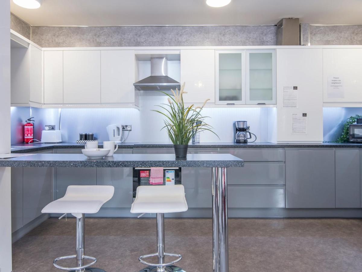 Apartment Pass The Keys Modern & Light 2 Bedroom In Canton