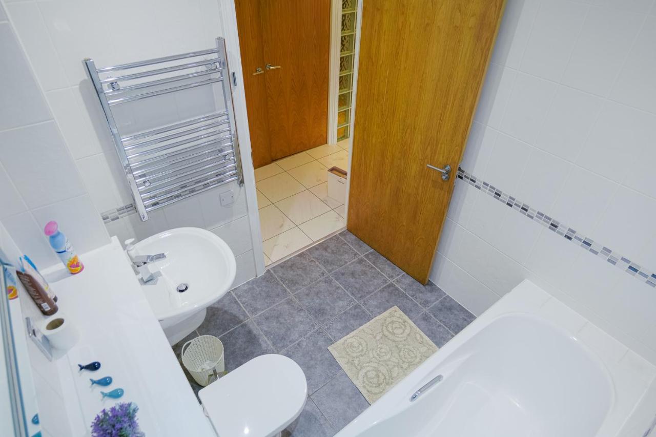 Stunning Holiday With Free Gym And Parking * Cardiff