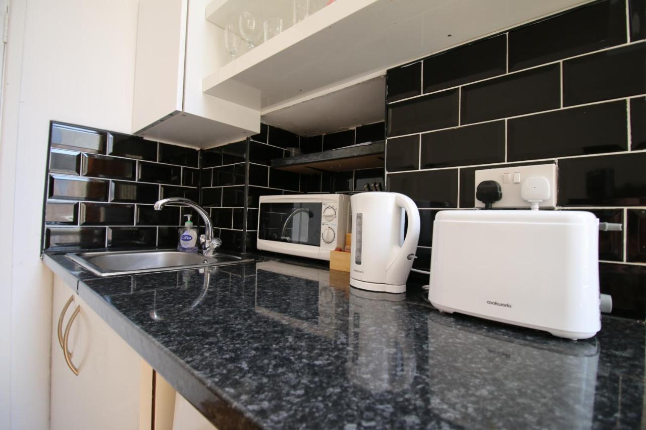 Big Value Bedsit - By Promise Apartment