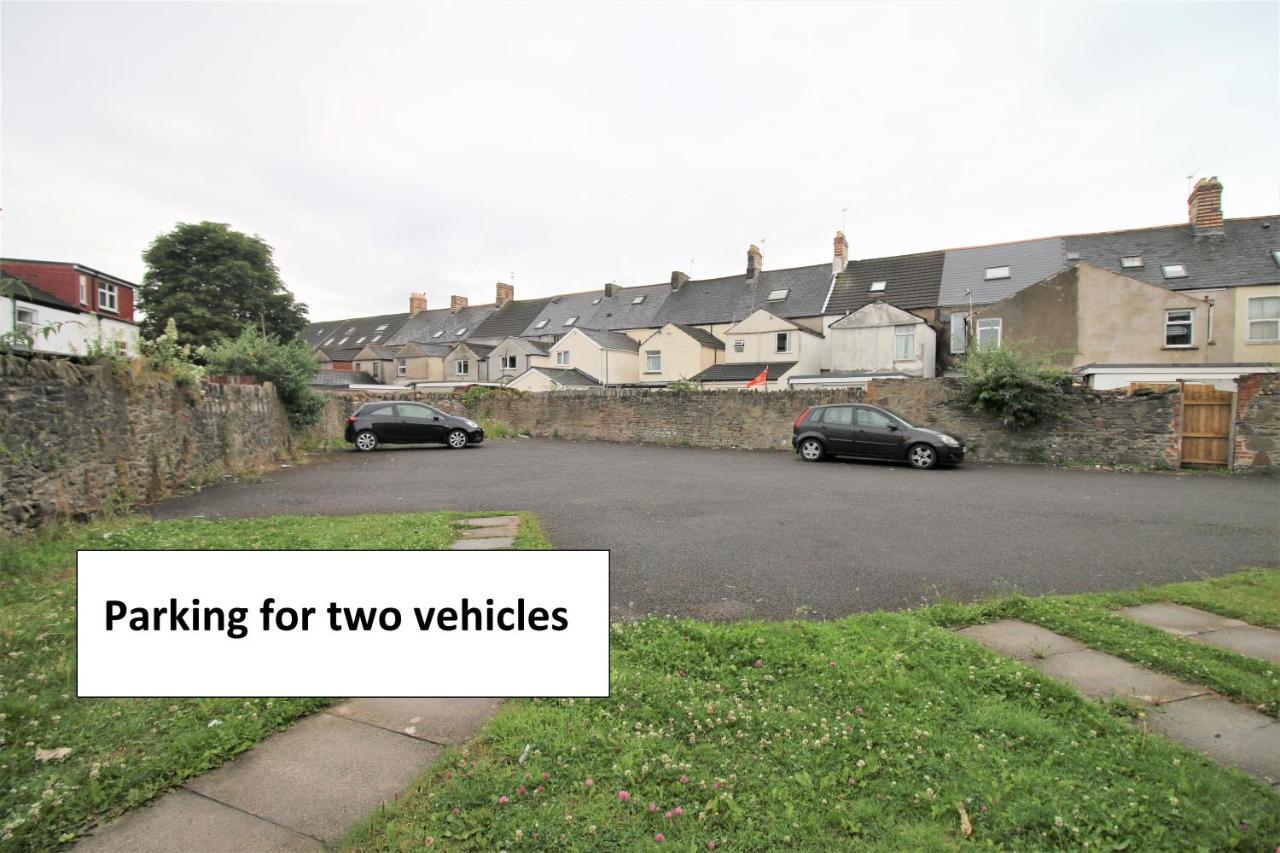 Apartment Thesiger Court - Free Private Parking - By Promise *
