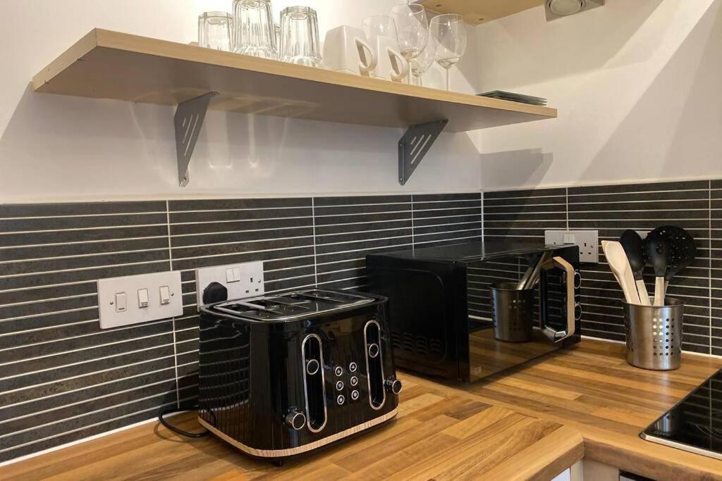 Apartment The Onyx - 1 Bed W/ Free Parking