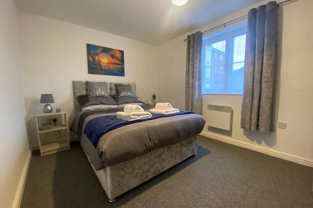 The Onyx - 1 Bed W/ Free Parking Apartment *