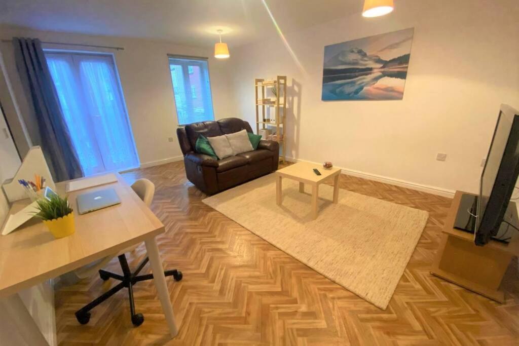 The Onyx - 1 Bed W/ Free Parking Apartment Cardiff