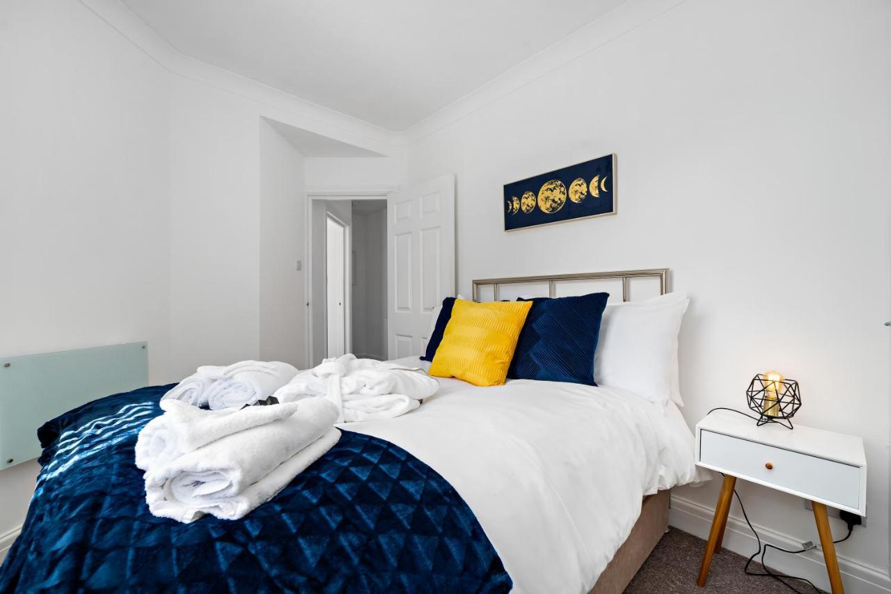 Apartment In Canton St John's Court *