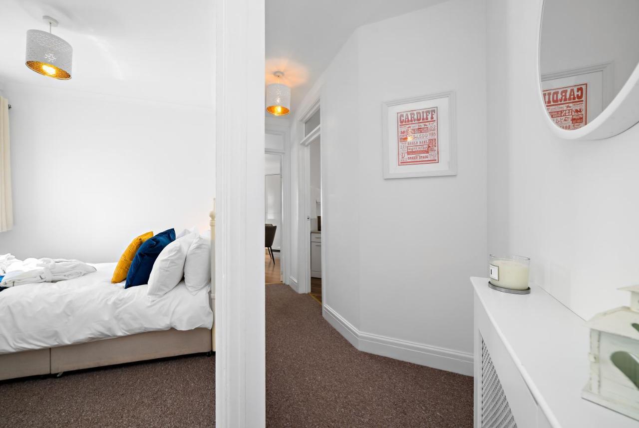 Apartment In Canton St John's Court