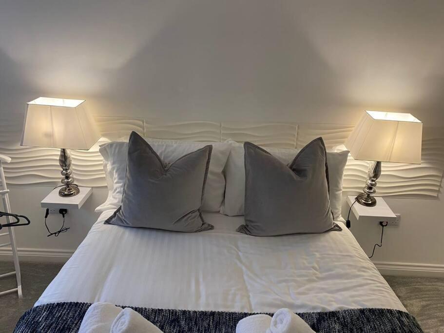 18 North Road Flat 2 By Mia Living Free Parking On Site Apartment *
