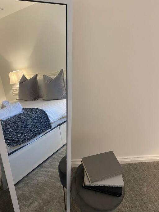 Apartment 18 North Road Flat 2 By Mia Living Free Parking On Site Cardiff