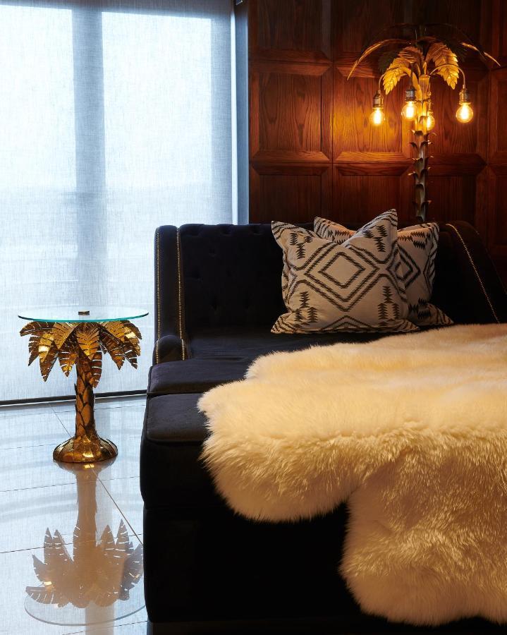Apartment Millview - Luxury 4 Bedroom Penthouse In *