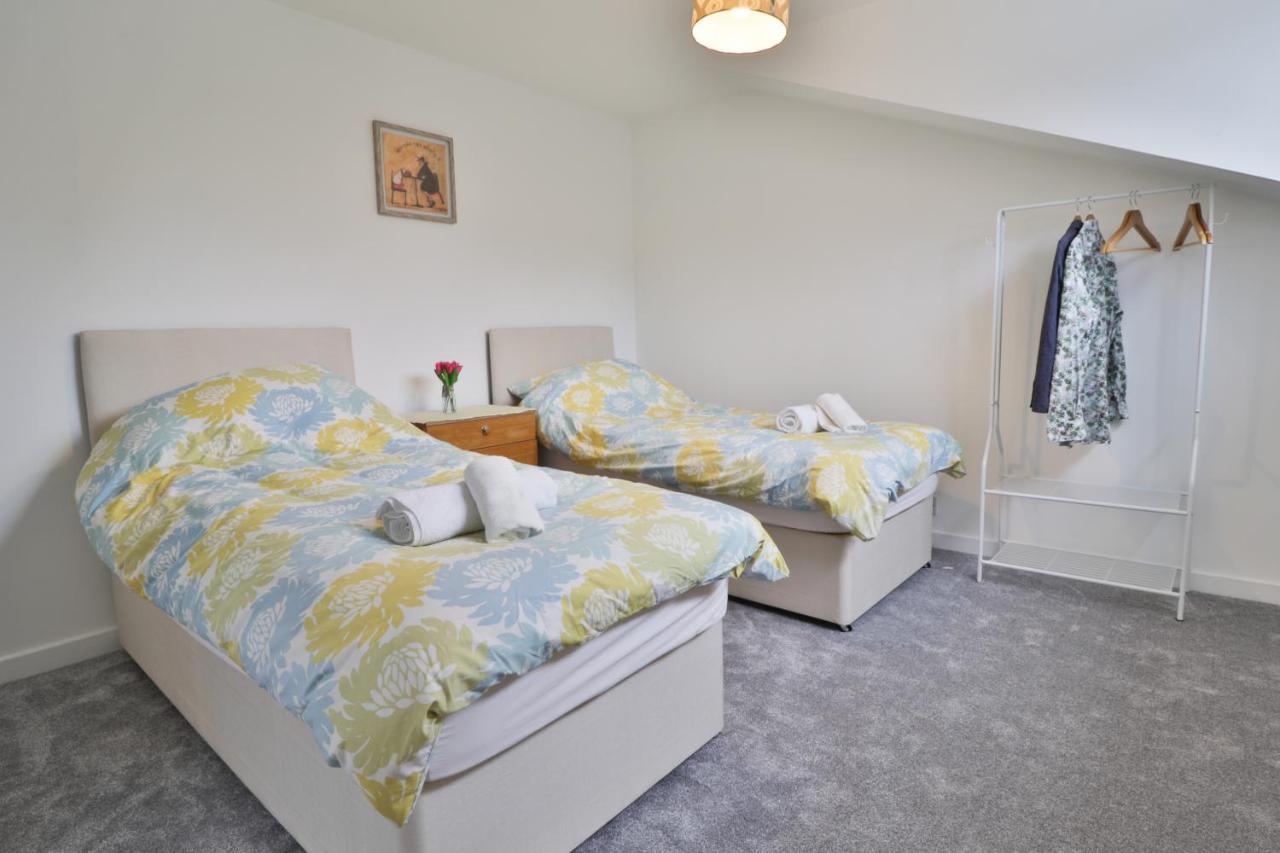 Holiday home Rumney House