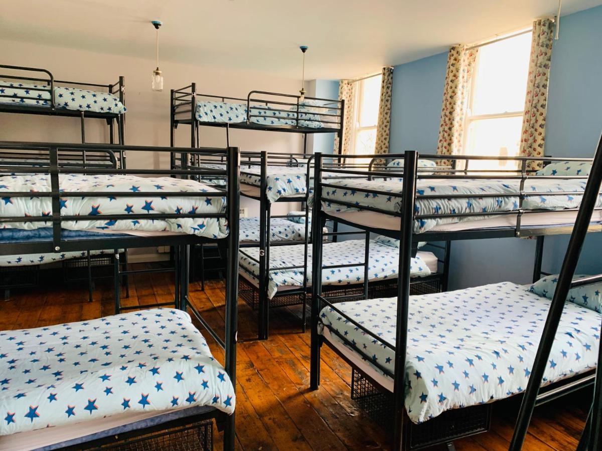 Bunkhouse Hostel *