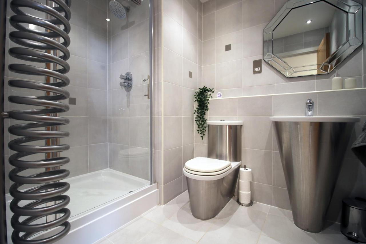 The View - Long Offer - Modern And Parking By Cto Serviced Apartment Cardiff