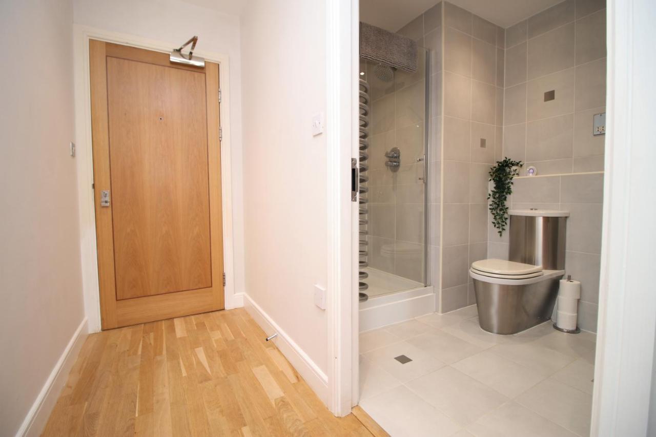 The View - Long Offer - Modern And Parking By Cto Serviced Apartment Cardiff