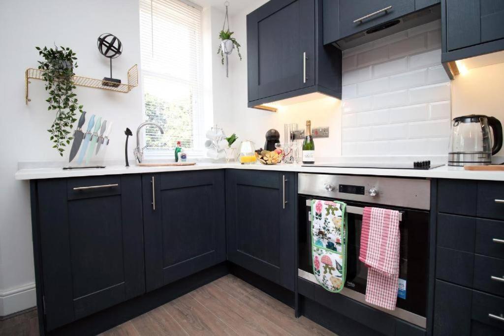 16 North Road Flat 4 By Mia Living Free Parking On Site * Cardiff