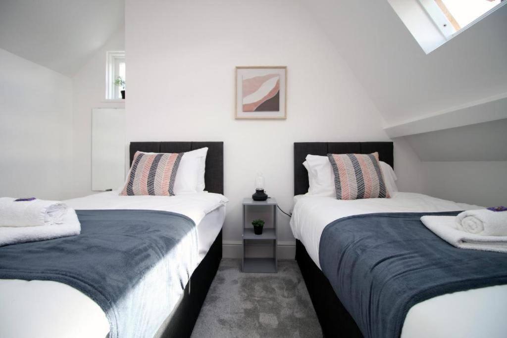 16 North Road Flat 4 By Mia Living Free Parking On Site * Cardiff