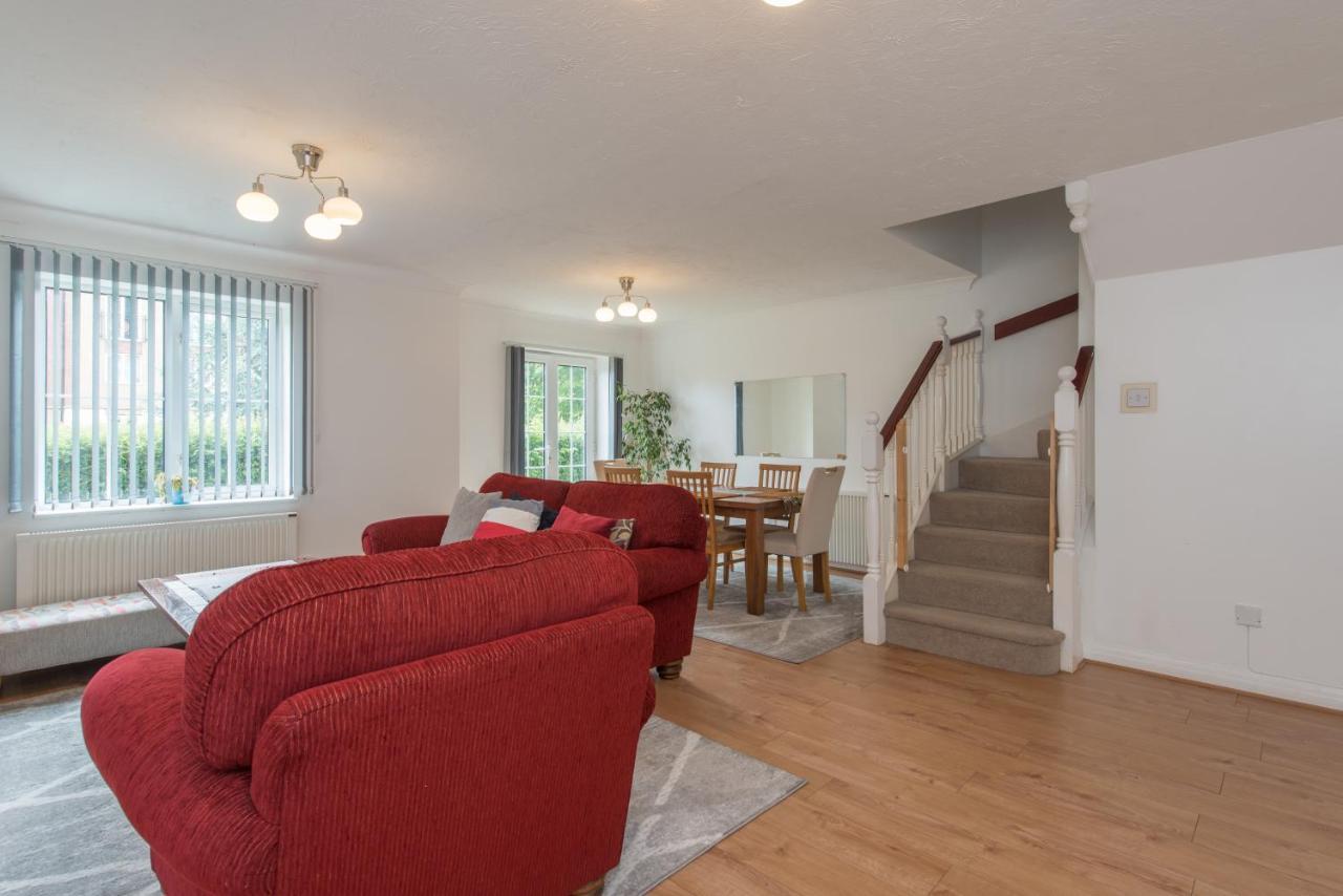 Bay Capital Apartment *