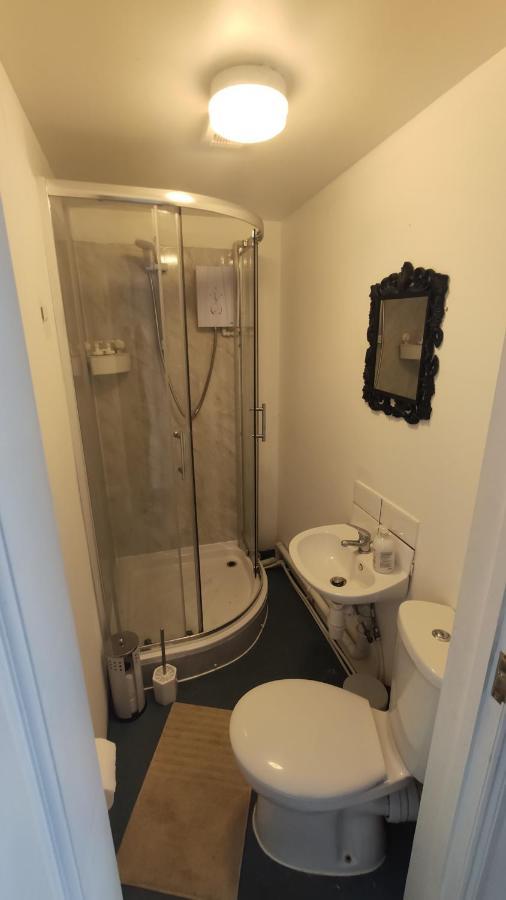 Perfect And Convenient 1 Bedroom Apartment Apartment *