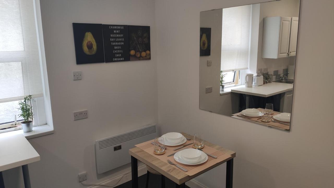 Perfect And Convenient 1 Bedroom Apartment Cardiff
