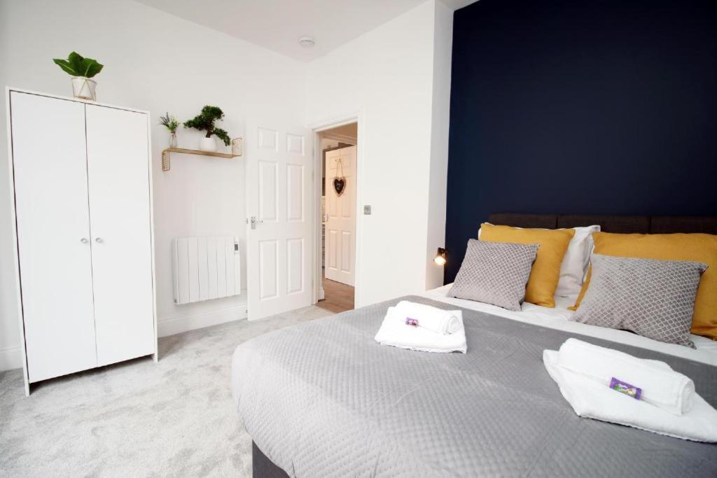 16 North Road Flat 1 By Mia Living Free Parking On Site * Cardiff