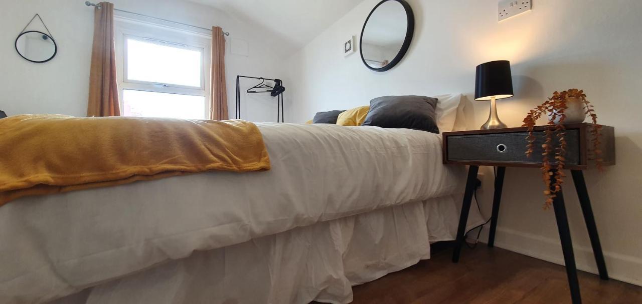 Apartment Fast Broadband, Budget Stay, Free Netflix. *