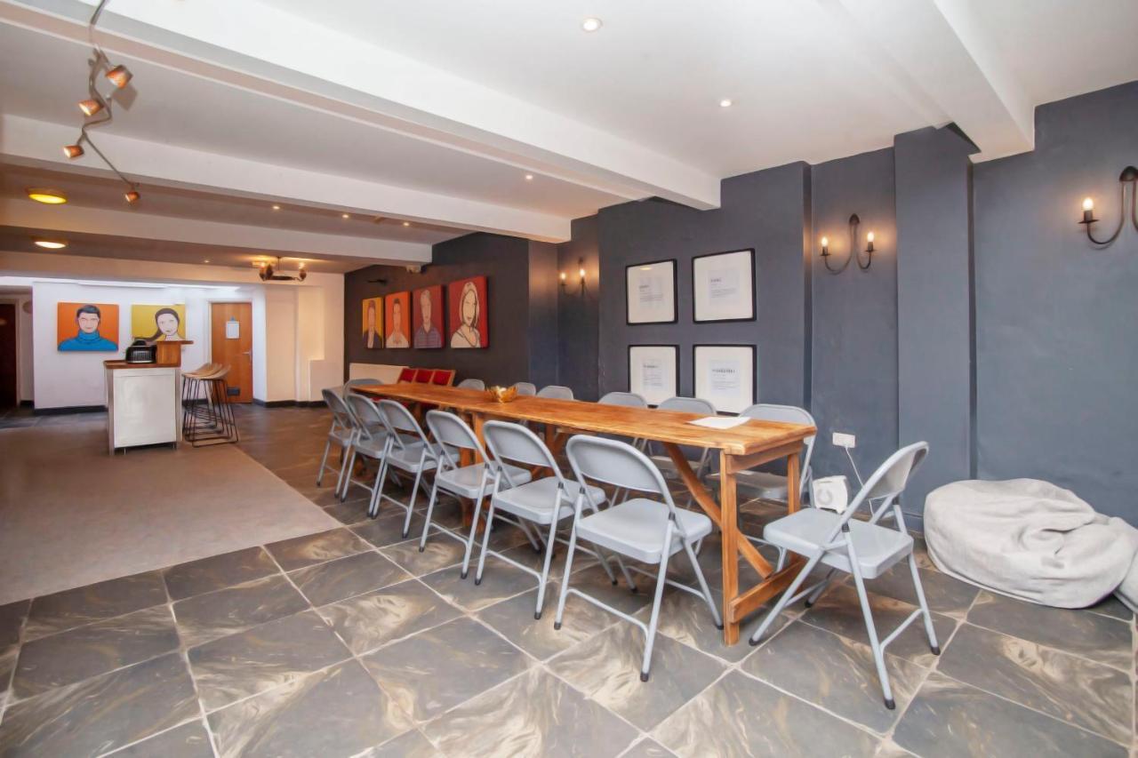 Higgihaus #5 Sleeps 14-16 Hens Stags Big Groups * Cardiff