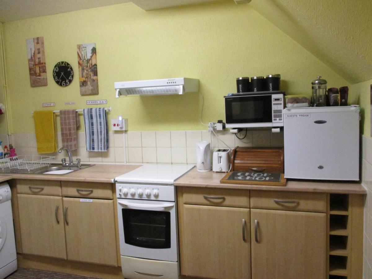 216 Glyn Eiddew Guest house
