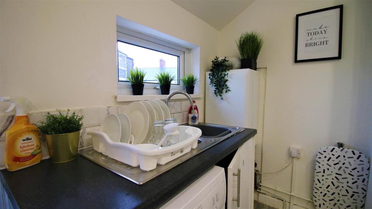 Holiday home Free Local Parking - Fast Wifi - Sleeps 10 Guests By Promise *