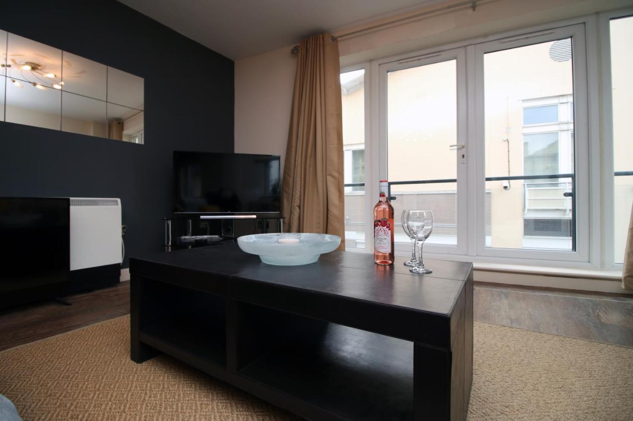 Apartment Oceans Crescent By Ty Sa Cardiff