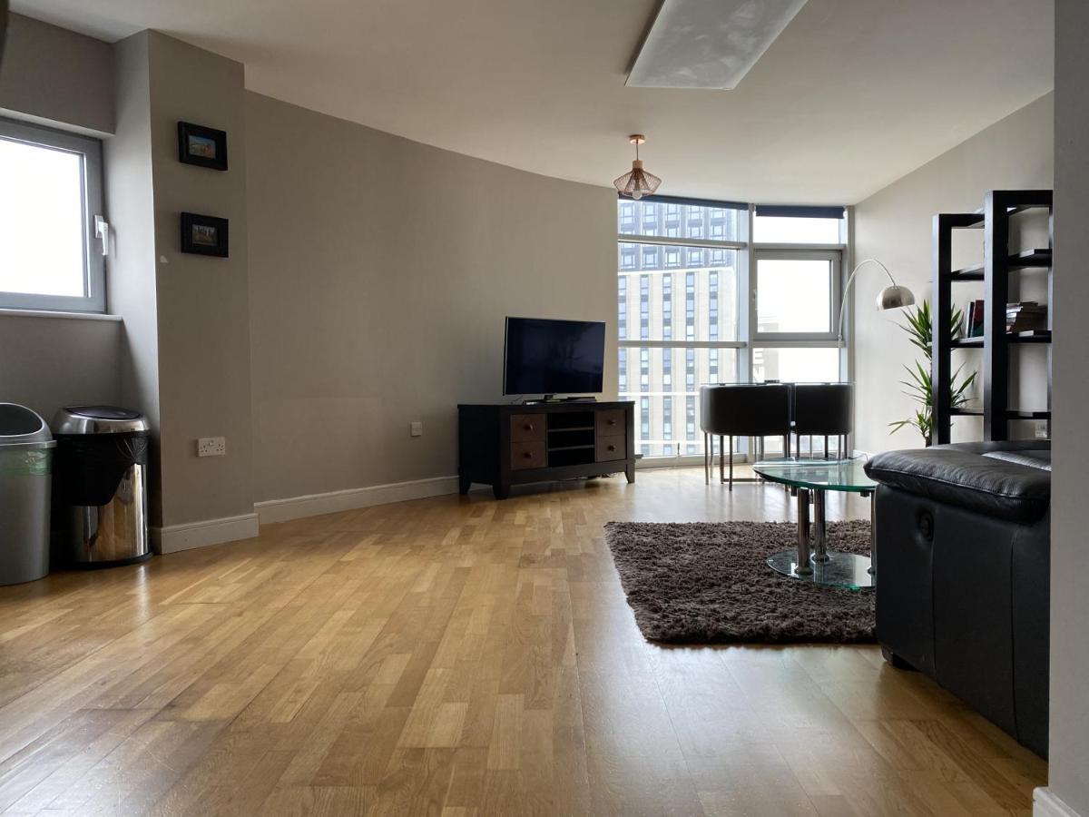 Apartment High View Serviced Cardiff