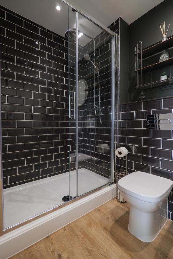 Stylish In City Centre Apartment *