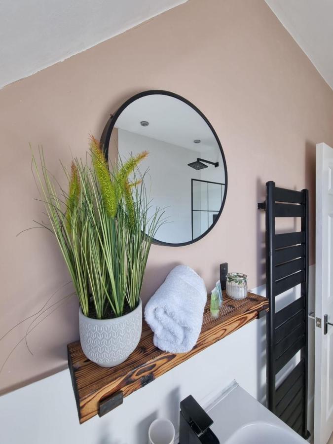 Bay Heights By Ty Sa - Bay Apartment *