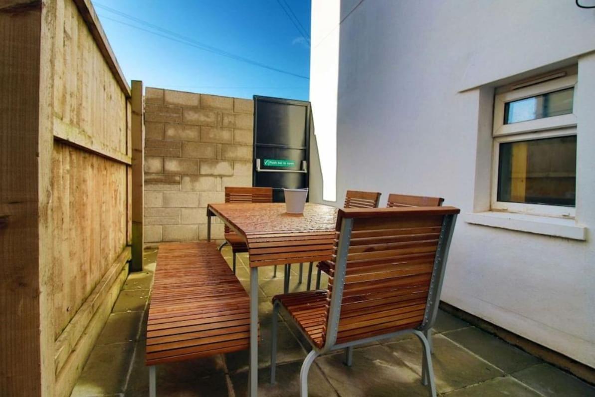 Principality House By Mia Living 3 Bedroom A 5 Min Walk To Principality Stadium Apartment *