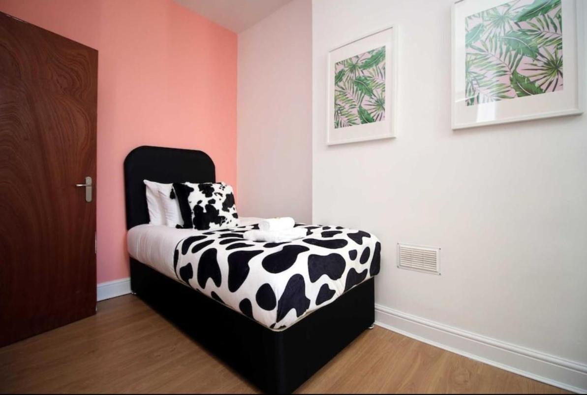 Principality House By Mia Living 3 Bedroom A 5 Min Walk To Principality Stadium Cardiff