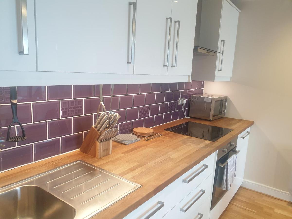 Apartment Amazing 2 Bed 2 Bath Centre Free Secure Parking