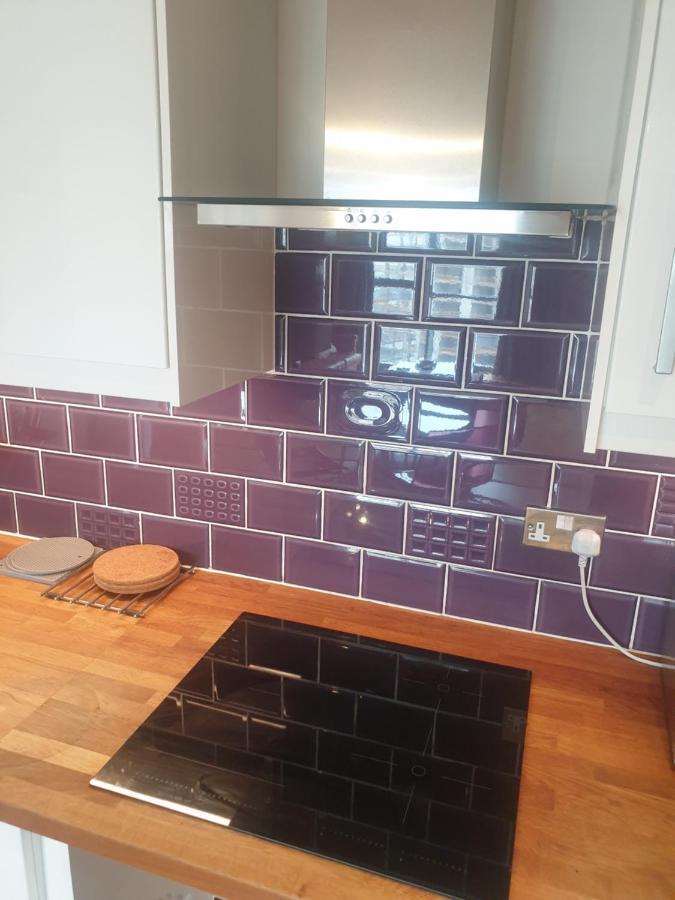 Amazing 2 Bed 2 Bath Centre Free Secure Parking Apartment Cardiff