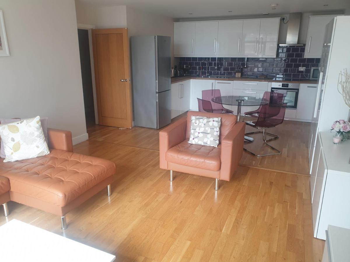 Apartment Amazing 2 Bed 2 Bath Centre Free Secure Parking Cardiff