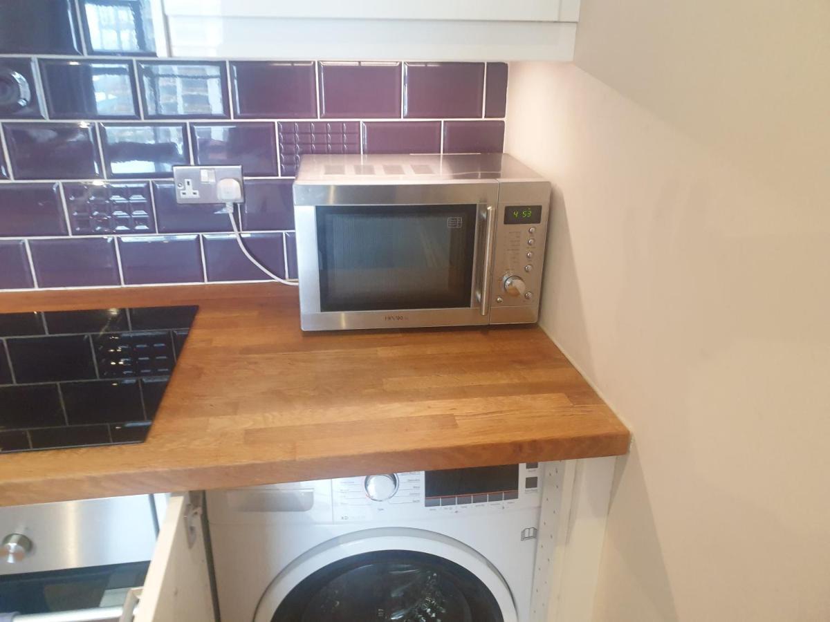 Apartment Amazing 2 Bed 2 Bath Centre Free Secure Parking *
