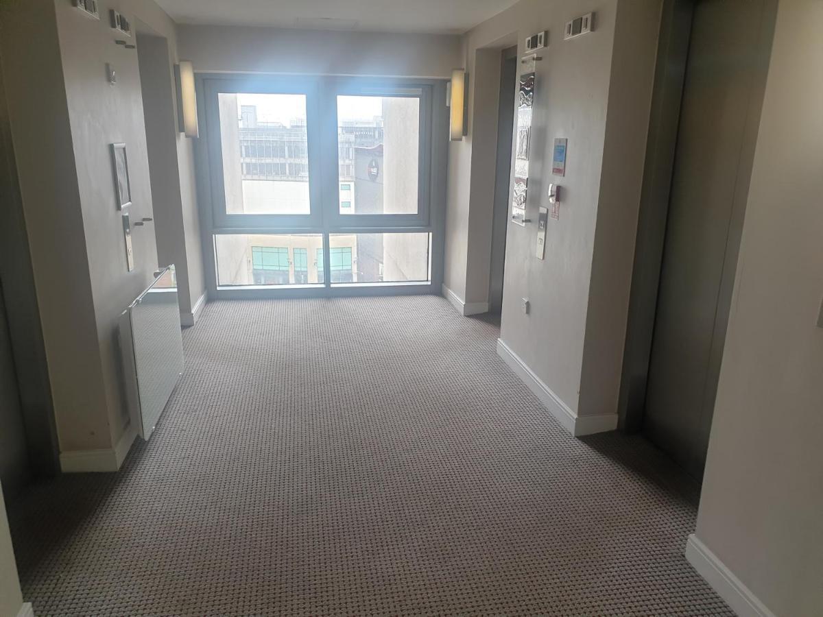 Amazing 2 Bed 2 Bath Centre Free Secure Parking Apartment Cardiff
