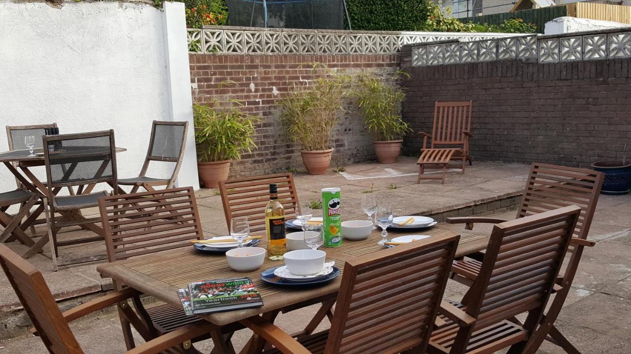 Holiday home Rumney House