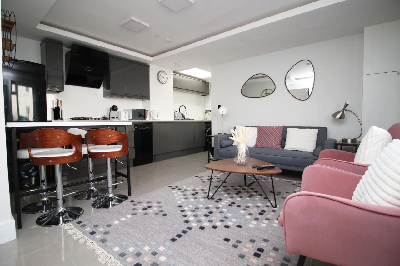 Mackintosh Flat 1 By Mia Living 2 Bedroom Near The Centre Apartment *